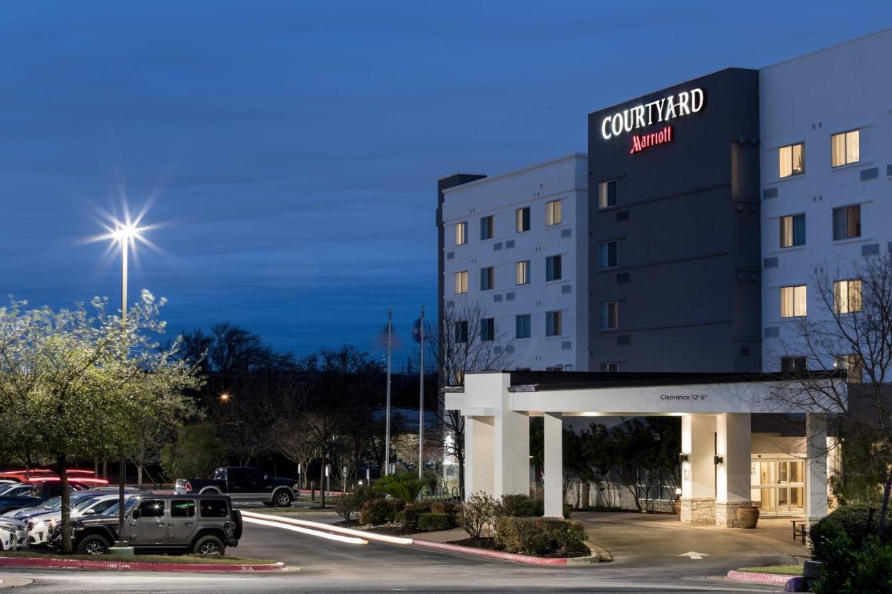Courtyard By Marriott Austin Parmer Tech Ridge Exterior photo